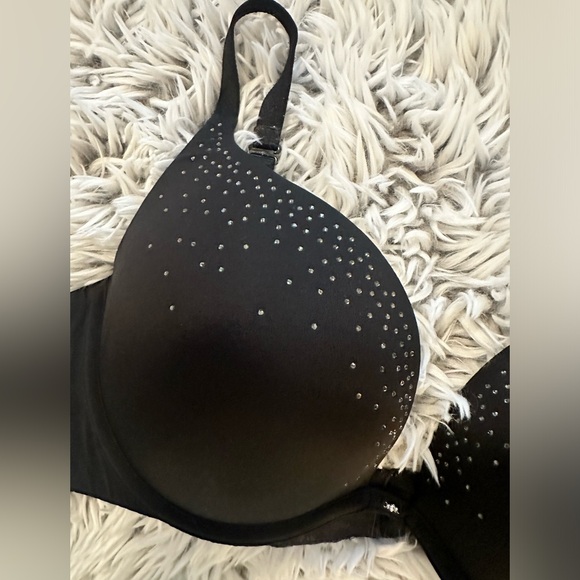 Victoria’s Secret Push Up Bra 38C Black Diamonds - Picture 2 of 7